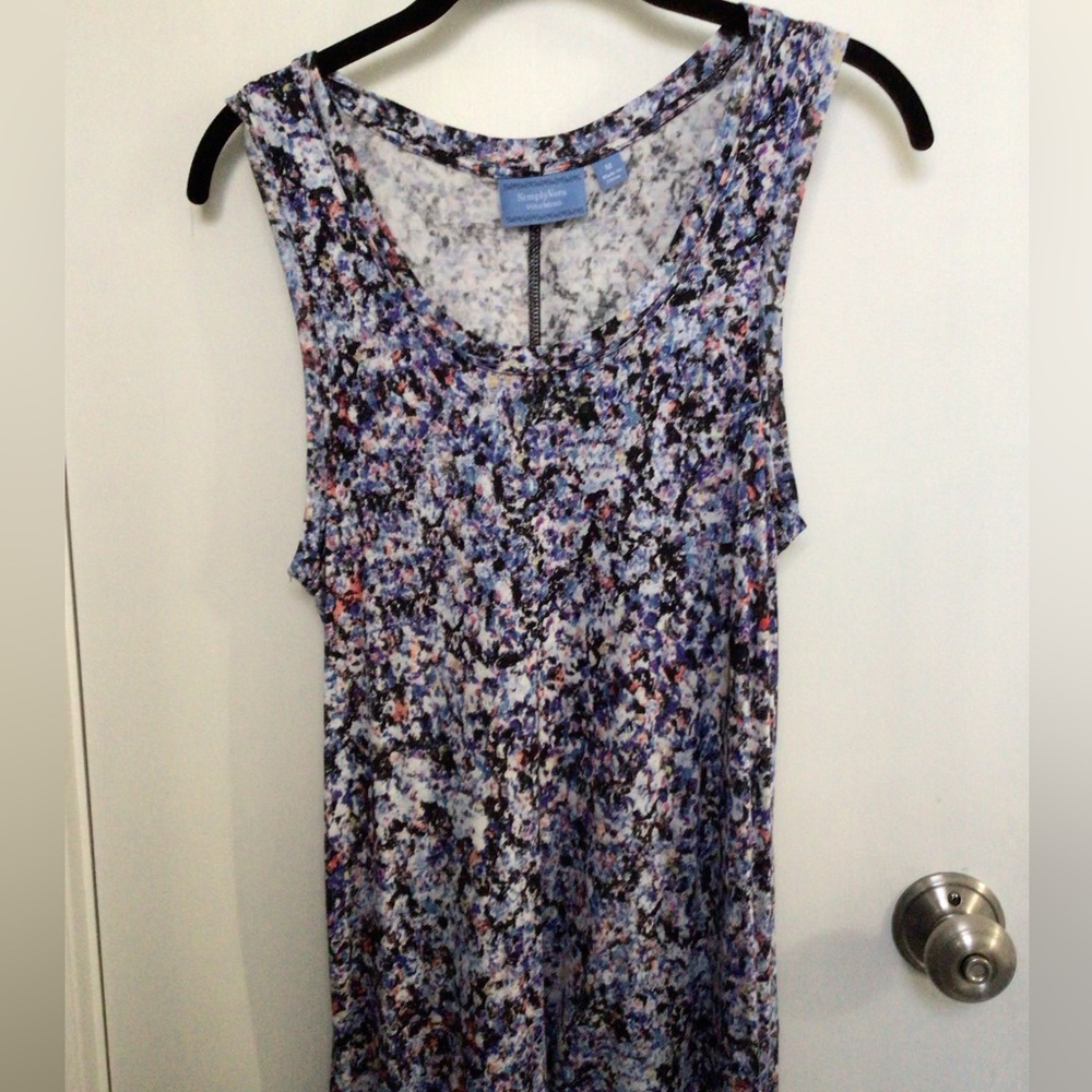 Sleeveless long print tank top